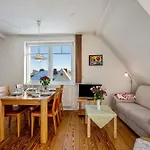 Haus Uebersee Tonga *