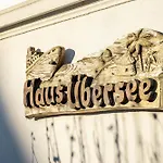 Apartment Haus Uebersee Tonga Lubeck